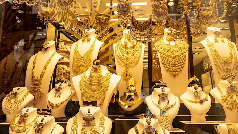 سعر الذهب عيار 21 يقفز إلى 5990 جنيها خلال تعاملات اليوم